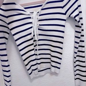 Black and White Striped Long sleeve